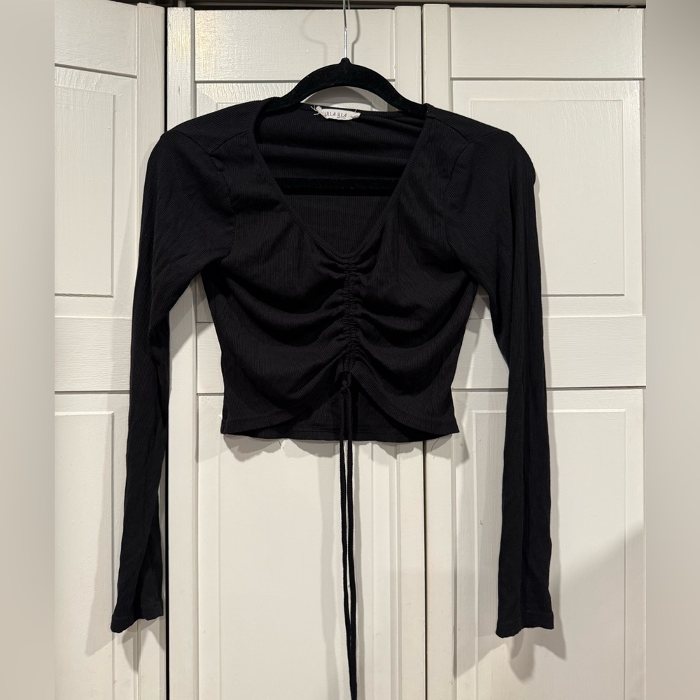 Illa illa drawstring long sleeve size medium NWOT